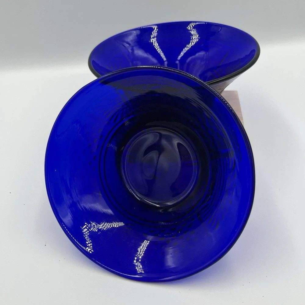 Small Vibrant Cobalt Blue Vintage Glass Bowls 5.25